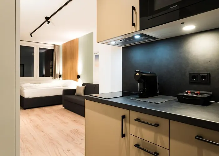 Homaris Altona 3*